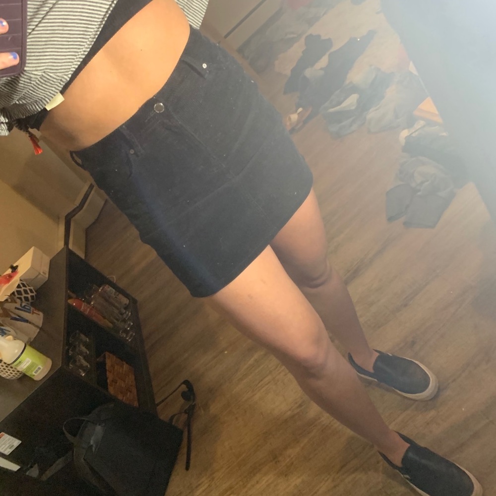 Black skirt